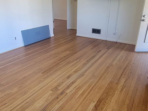 2nd image of 3061 Westwood Northern Blvd