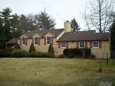 1st image of 84 Bay Dr