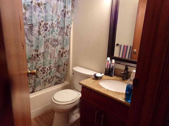 3rd image of 5370 Meyers Ave