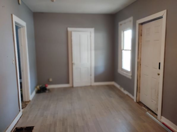 329-331 W Elm St, Lima, OH 45801