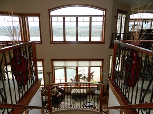 3450 Esperanza Rd, Bluff Pt, NY 14478