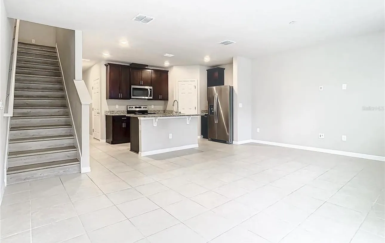 1578 Grand Rue Dr — Photo 4
