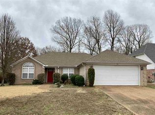 16 Rampart Dr, Jackson, TN 38305