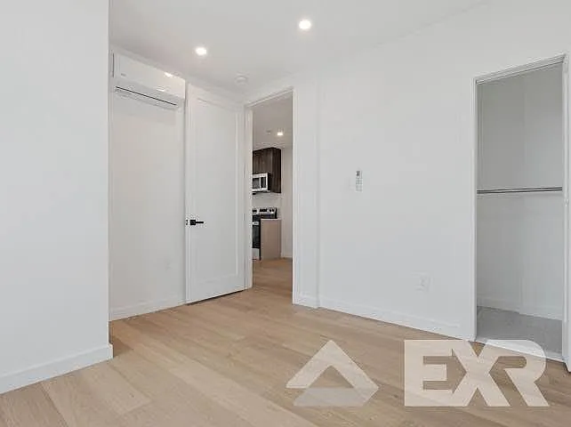 3216 Glenwood Rd #6R — Photo 20