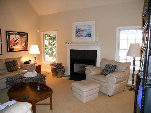 4th image of 9190 Hemingway Grove Cir