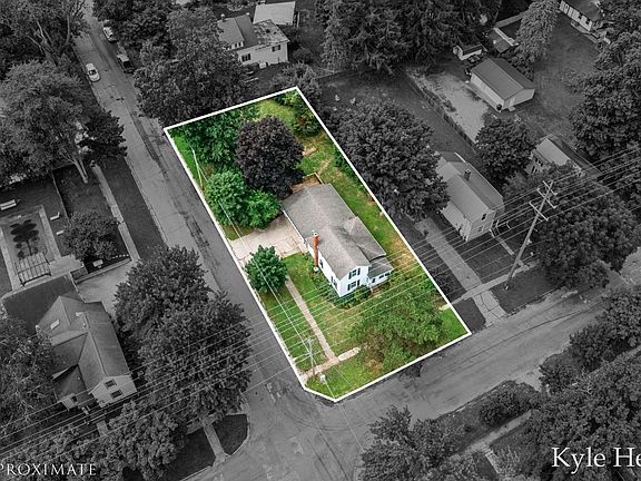 5th image of 204 W South St