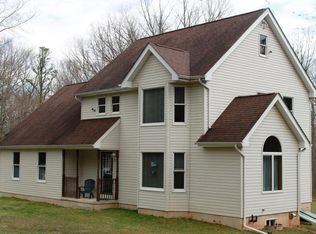 112 Hobby Acres Rd, Kunkletown, PA 18058