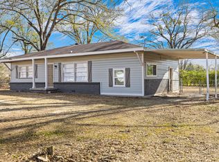 300 Saint Clair Dr, Longview, TX 75605