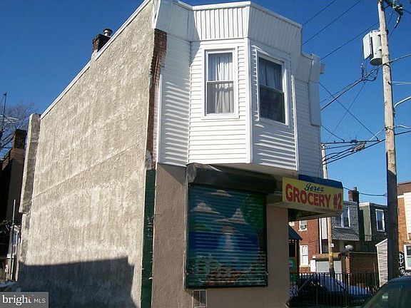 3rd image of 4056 N Darien St
