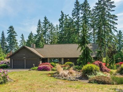 924 Military Rd E, Tacoma, WA, 98445