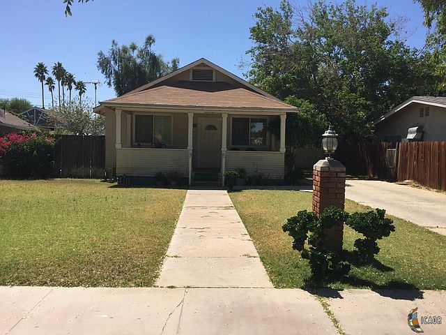 1st image of 811 Palm Ave