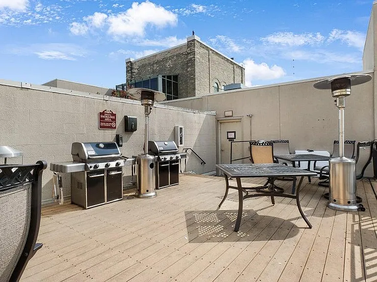 270 E Highland Ave #432 — Photo 32