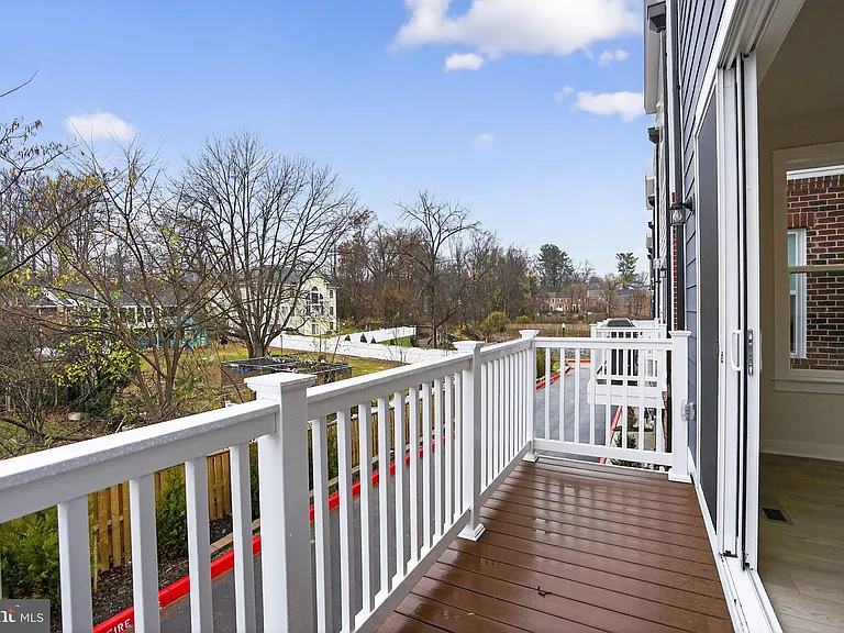 3612 Farr Ave — Photo 32