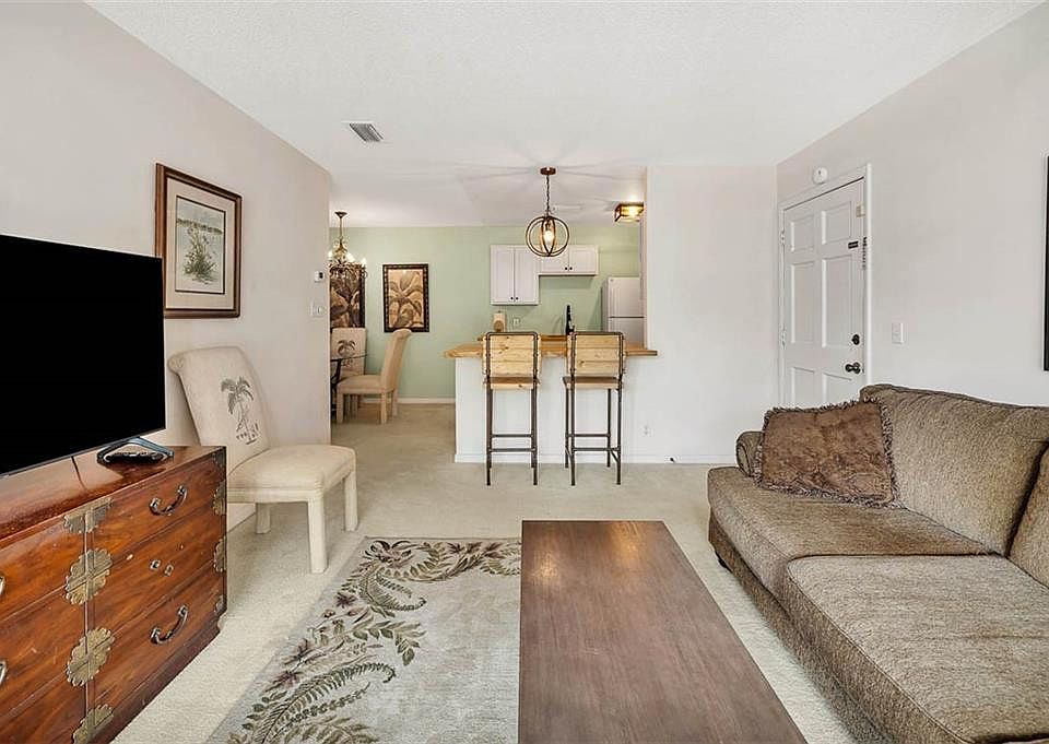 1st image of 850 Mallery St APT D2