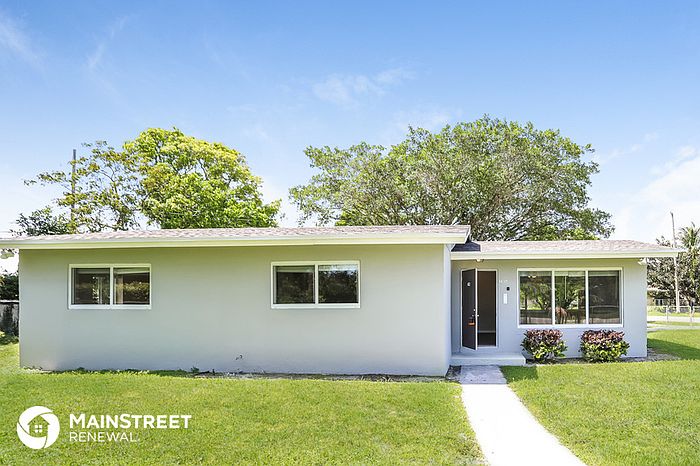 1st image of 1619 NW 13th Ave