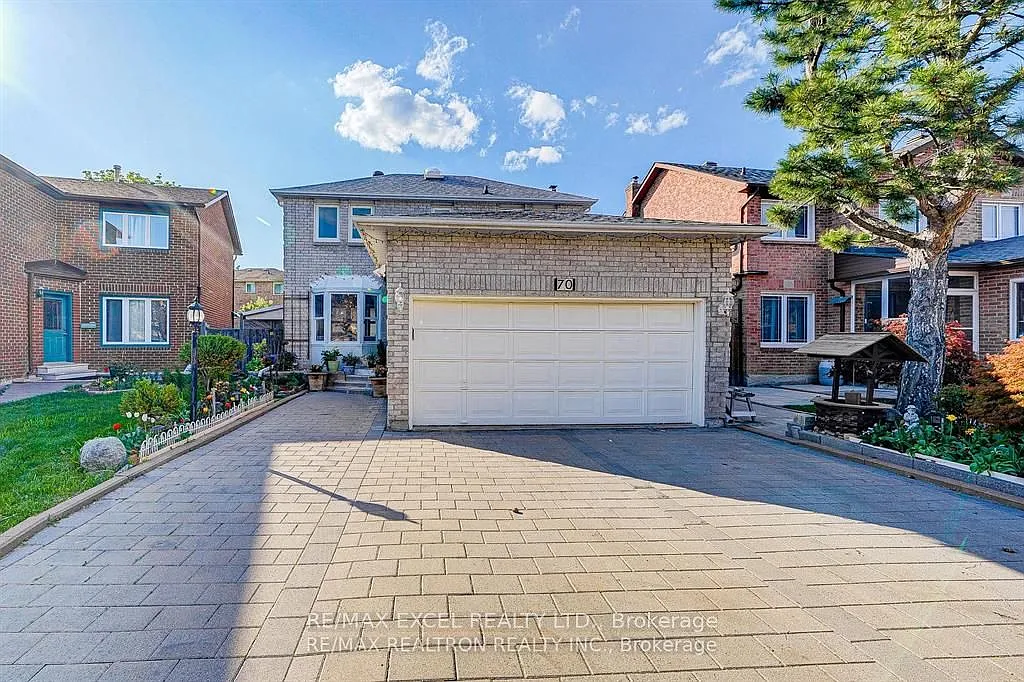 4 bed, $3,580 — Photo 1