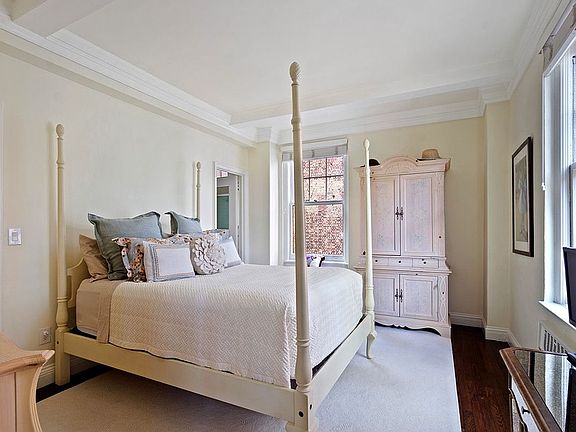 4th image of 435 E 57th St APT 12D