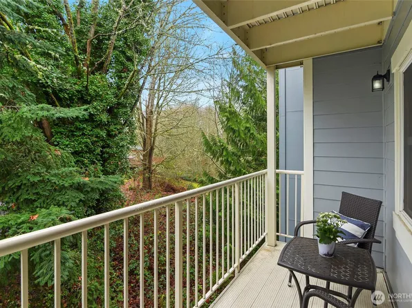 300 High School Road NE #314, Bainbridge Island, WA 98110