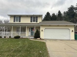 50940 Cherry Farm Trl, Granger, IN 46530