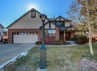 2468 Mapleton Cir, Longmont, CO 80503