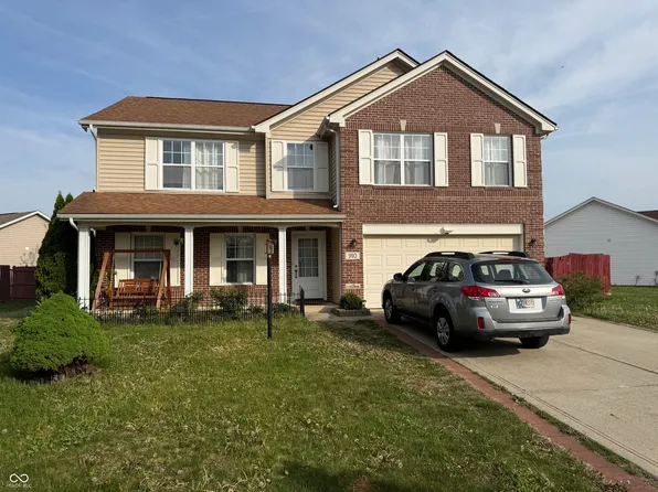 910 Angus Ln, Indianapolis, IN 46217
