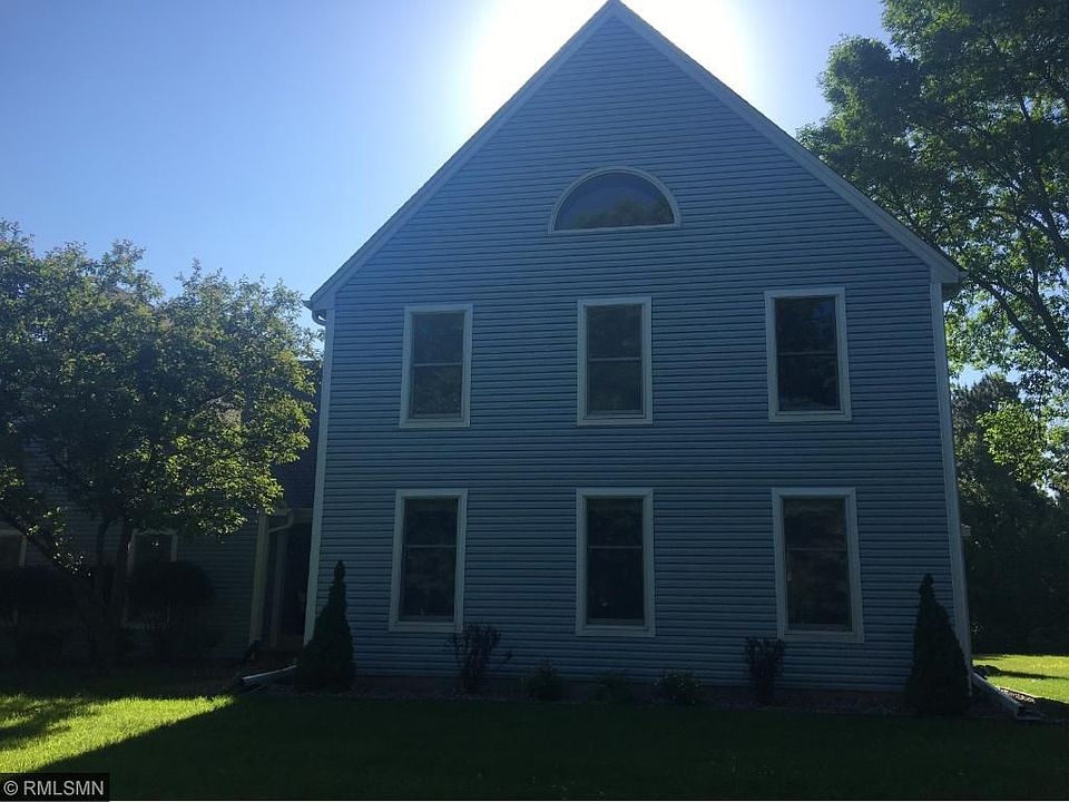 2nd image of 26 Meadowlark Ln