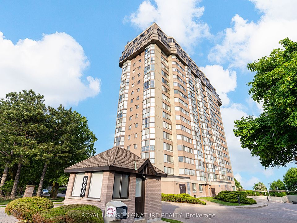 1st image of 880 Dundas St W #405