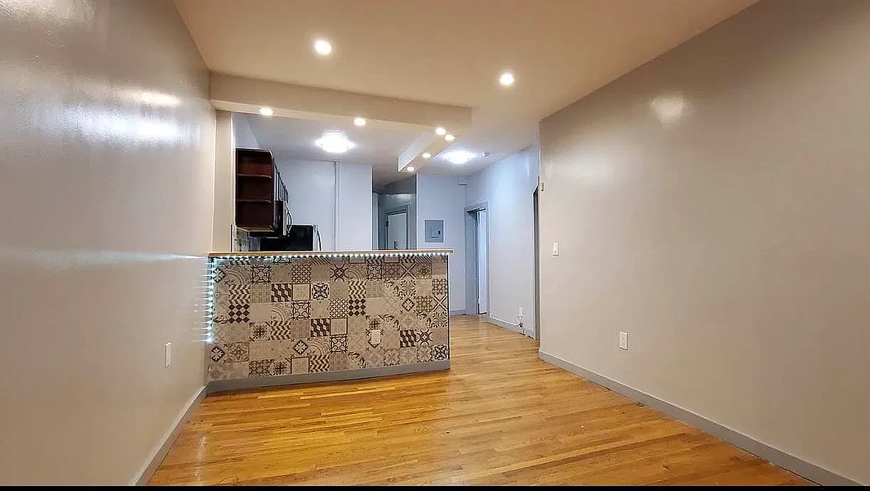 337 East 115th Street — Photo 2
