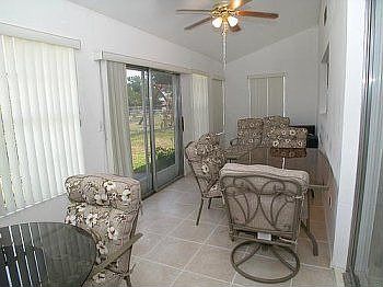 4th image of 703 Wedge Ln