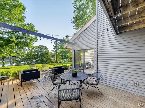 15 Lionshead Ridge Dr, Innsbrook, MO 63390