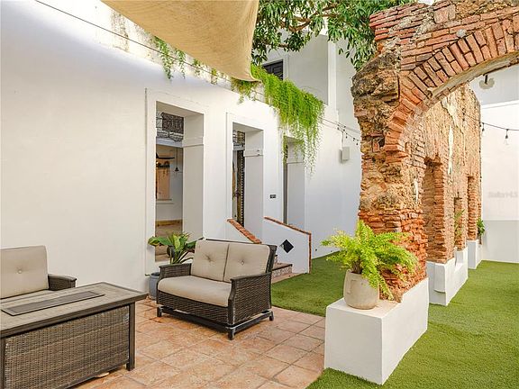 4th image of 259 & 261 CALLE DE SAN SEBASTIAN