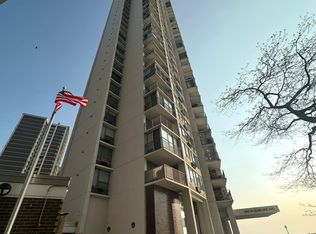 6101 N Sheridan Rd APT 4A, Chicago, IL 60660