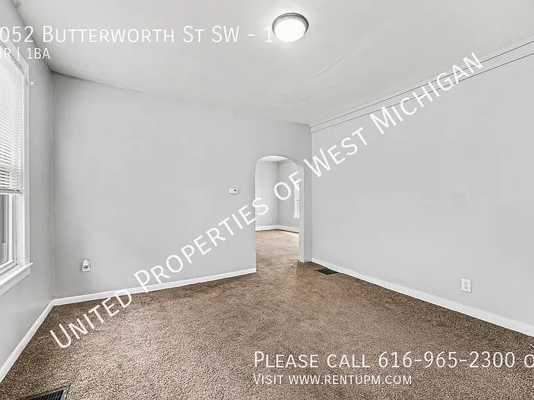 1052 Butterworth St SW #1 — Photo 11