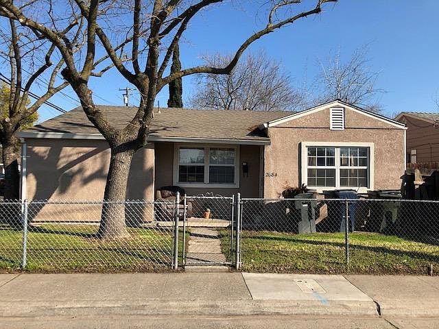 2nd image of 2684 Rio Linda Blvd
