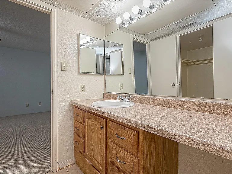2750 Holly Hall St #1707 — Photo 9