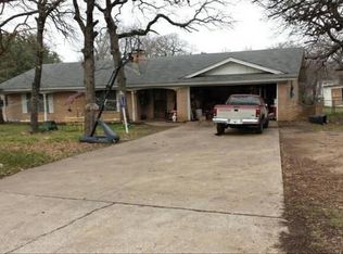 3209 Huron Trl, Lake Worth, TX 76135