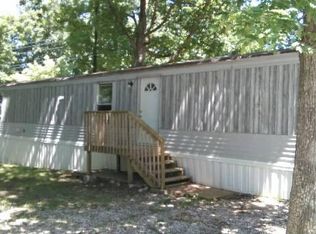 4 S Eagle Rd, Eldon, MO 65026