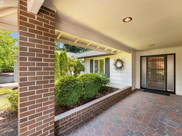 10620 SW Highland Dr, Tigard, OR 97224