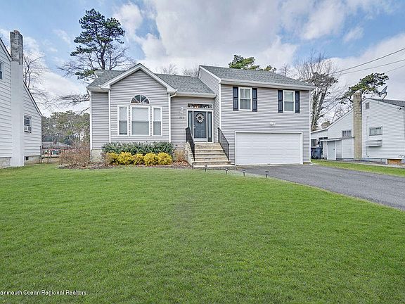 2nd image of 721 Spiral Dr