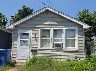 185 Cleveland Ave, Laurence Harbor, NJ 08879