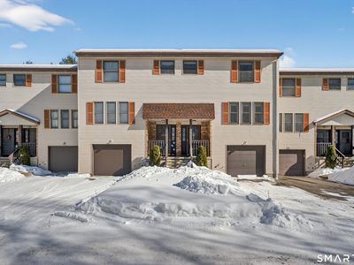 140 Barn Finch Circle #140, Naugatuck, CT, 06770