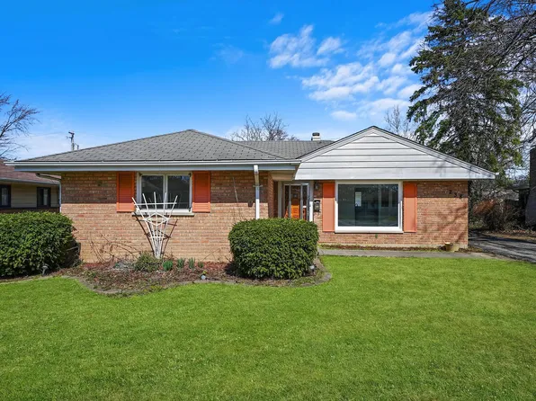 238 Blackhawk Dr, Park Forest, IL 60466