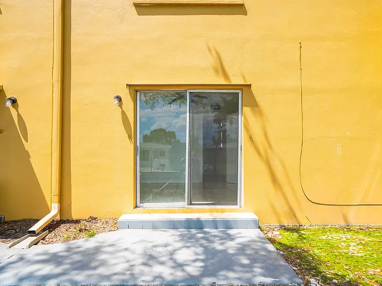 439 S Paula Dr S #104 — Photo 11