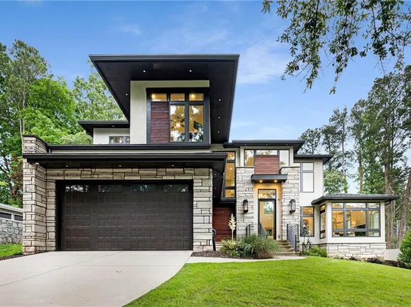 2106 Fairway Cir NE, Atlanta, GA 30319