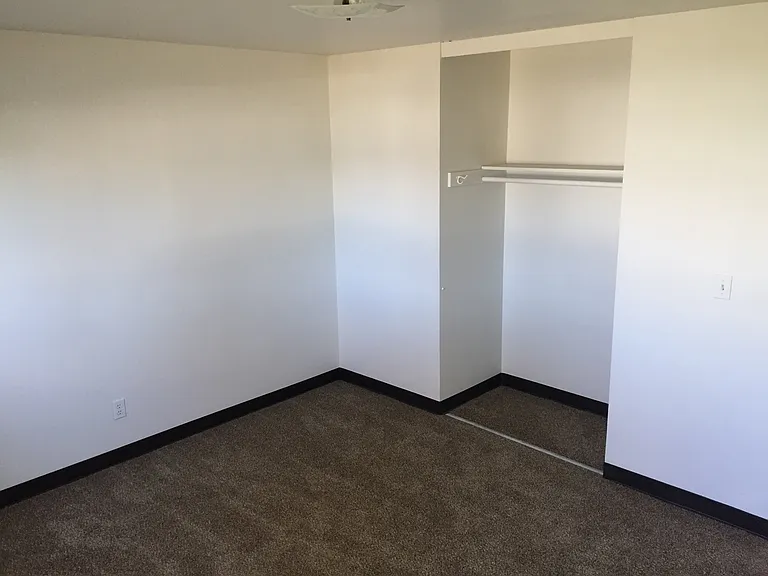 1232 Vandenberg Ave — Photo 5