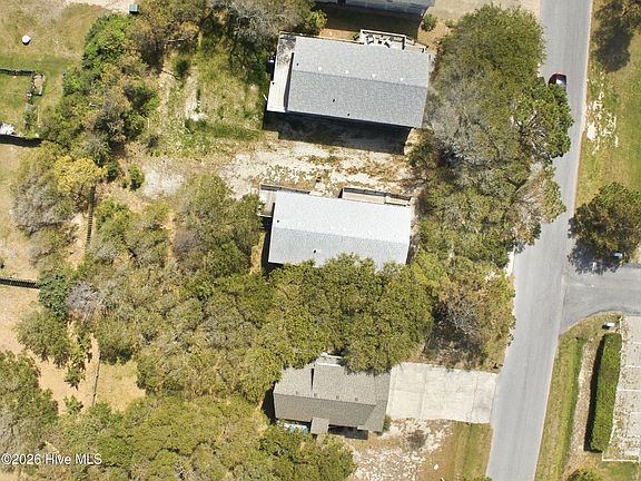3rd image of 2433 S Wrightsville Avenue