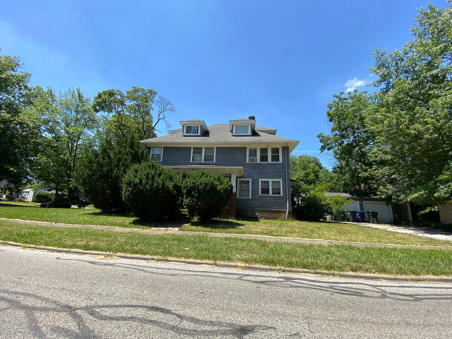 3125 E Overlook Rd photo 1