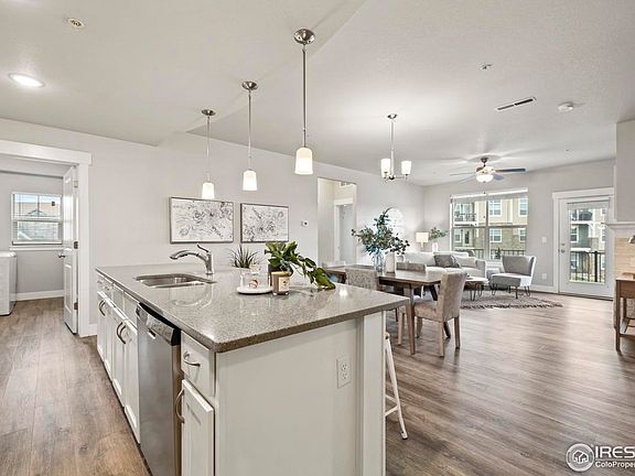 2nd image of 4642 Hahns Peak Dr #203