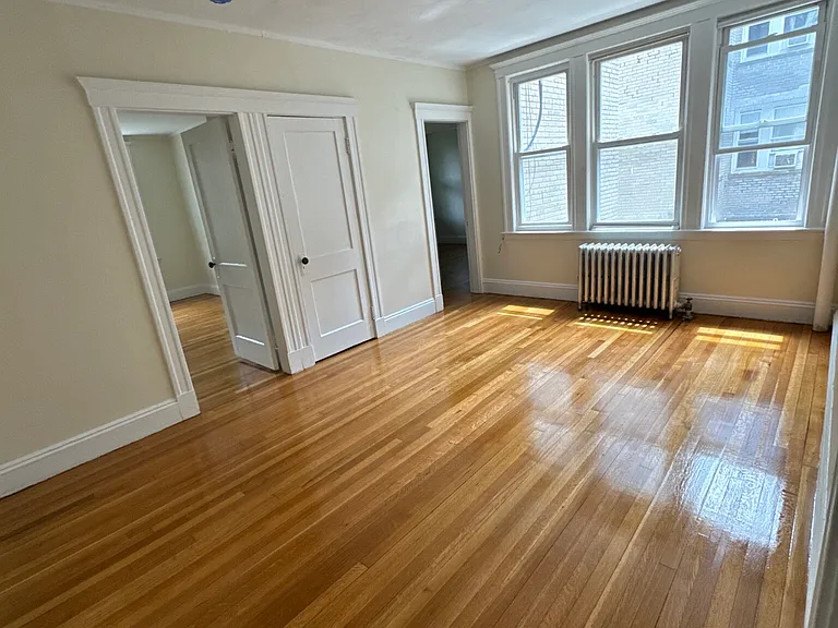 1634 Commonwealth Ave #25 — Photo 3