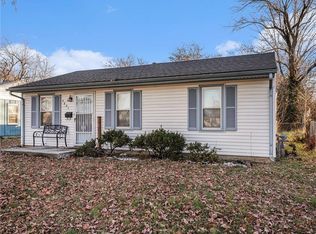 5621 E 39th St, Kansas City, MO 64128